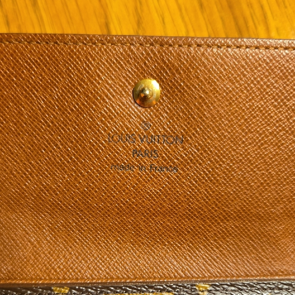 Louis Vuitton Portefeiulle Elise Monogram Bifold Wallet - Picture 10 of 13